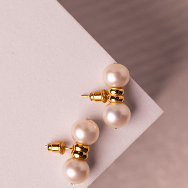 The Mira Pearl Earrings